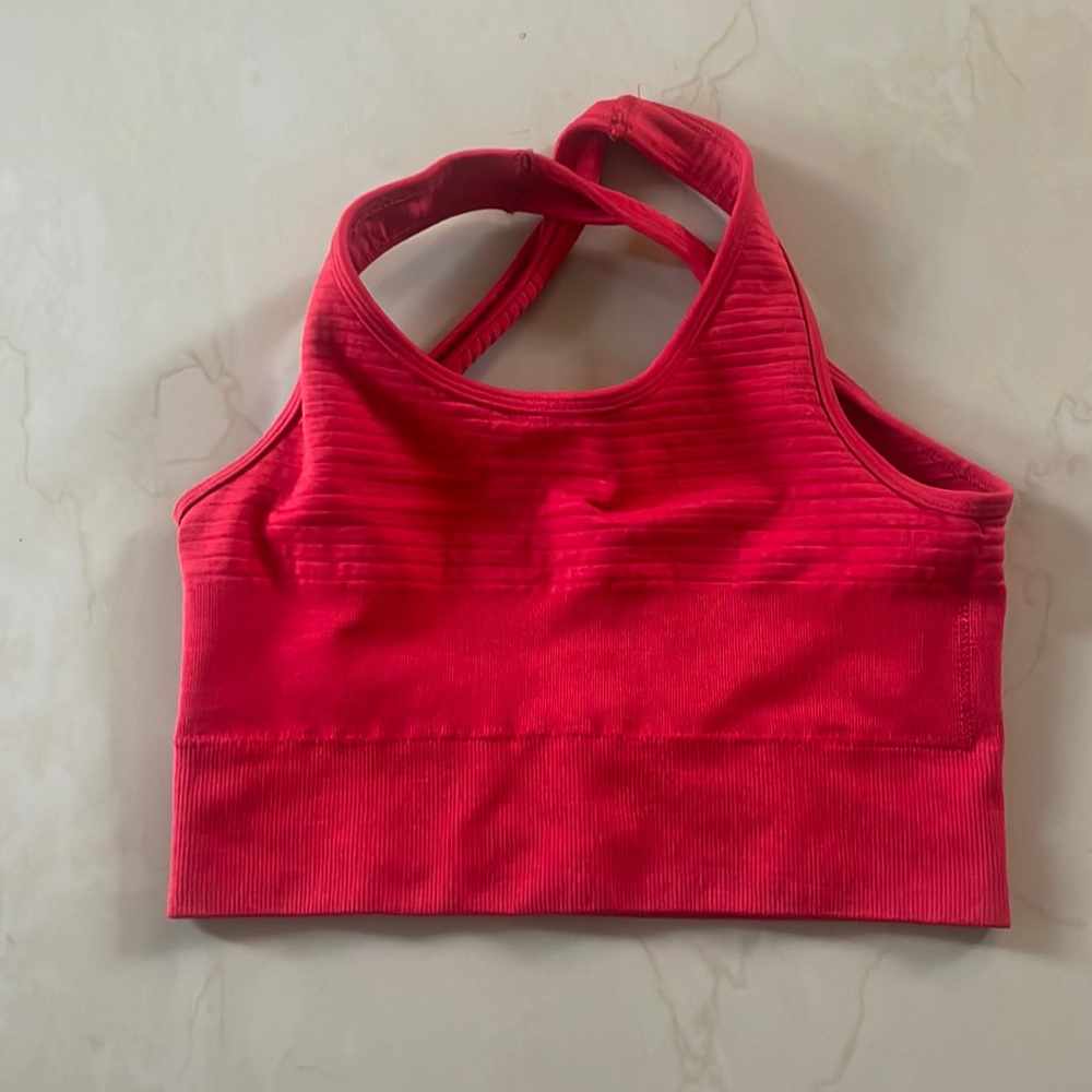 Alphalete Crop Top